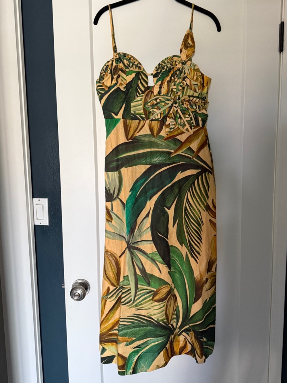 FARM Rio Tropical Leaf Maxi Dress in Green & Tan - Picture 2 of 4
